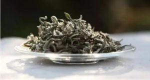 南糯白毫价位指南：云南古树白茶，从百元到千元选茶攻略-茶之家