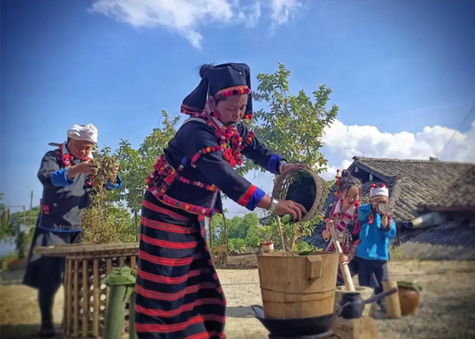 千年酸香出深山：德昂族“会呼吸”的茶-茶之家